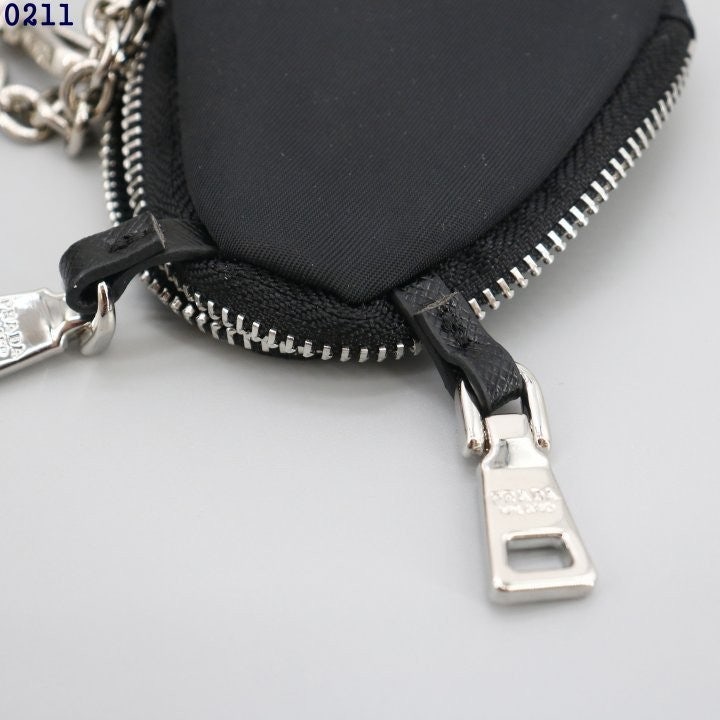 4_70bUd018svc1ry8k5h1u5hbl_fciblk.jpg?type=e1920_std