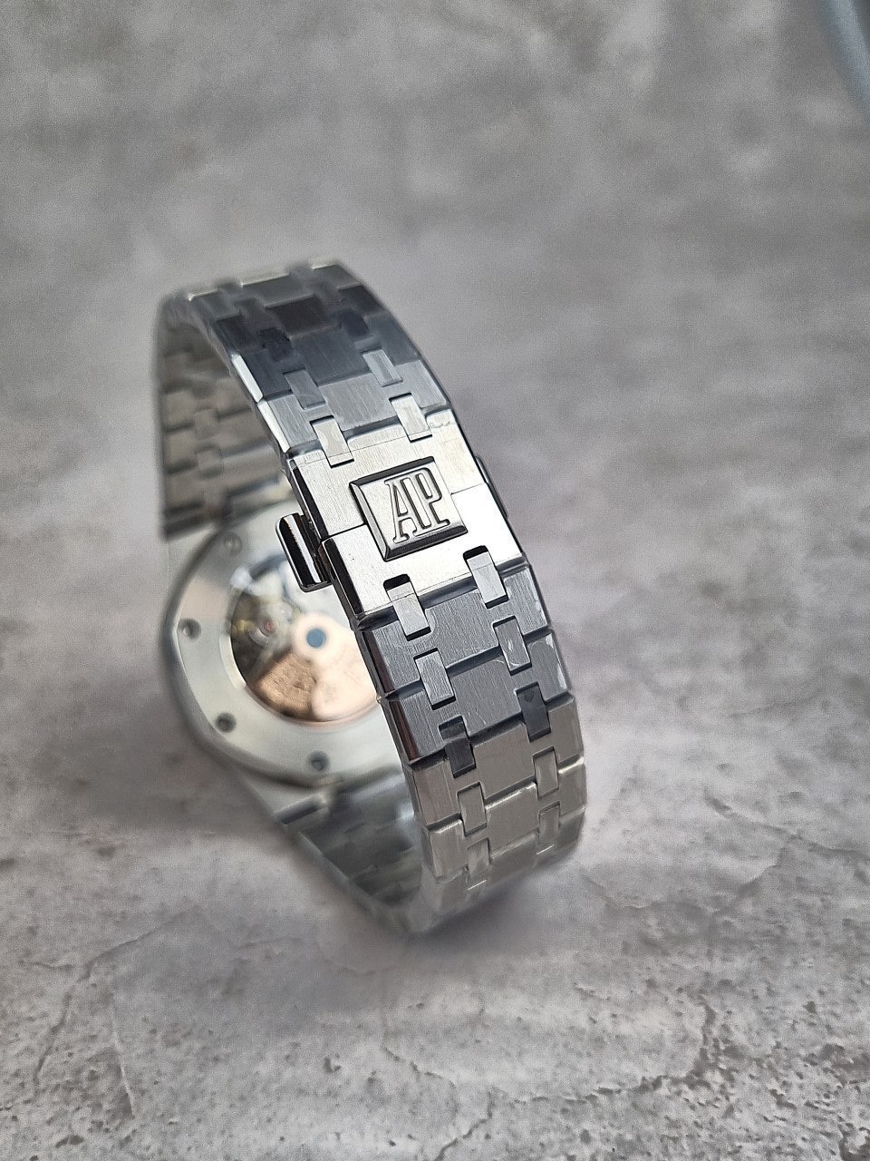 5_f97Ud018svc19t3ggl8fr8ev_413zjm.jpg