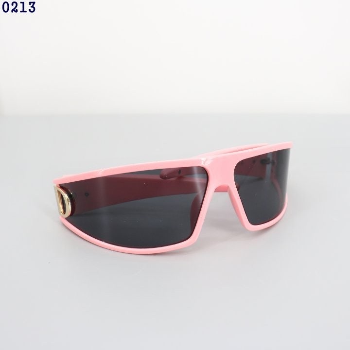 8_bi4Ud018svc1d34a6oaztx41_fciblk.jpg?type=e1920_std