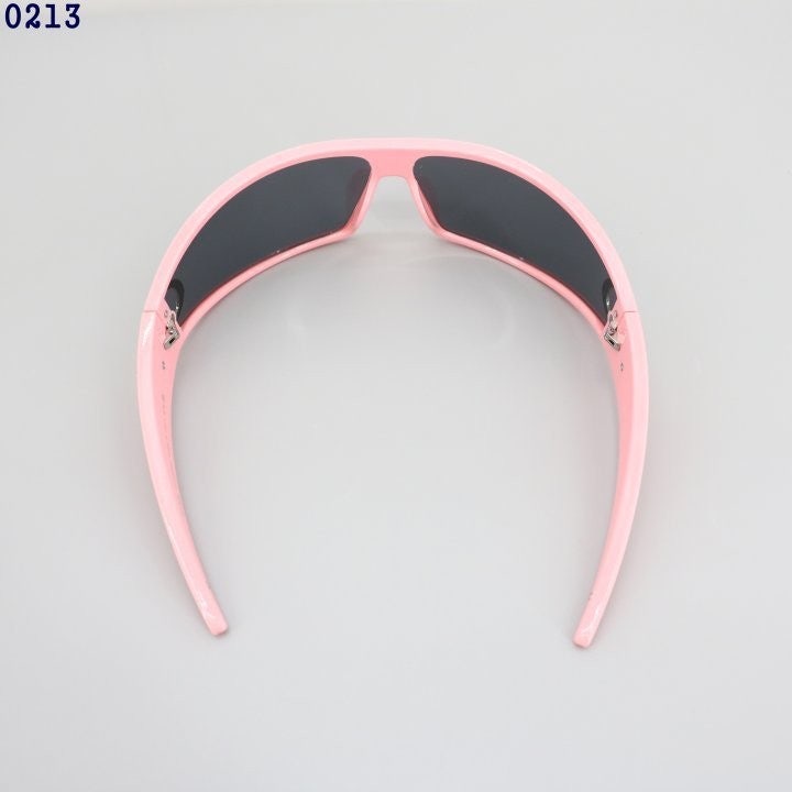8_hi4Ud018svc1rz1u6dur08w1_fciblk.jpg?type=e1920_std