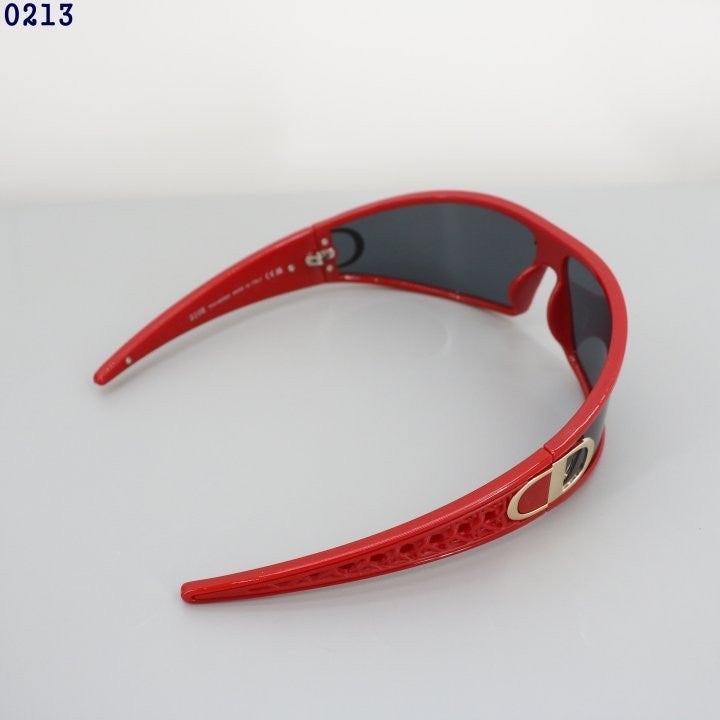 0_2i4Ud018svc8n1auhok2ip3_fciblk.jpg?type=e1920_std