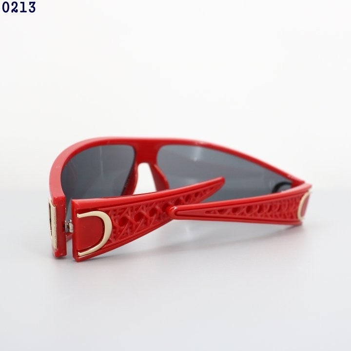 0_0i4Ud018svcpsr3fq5spzuo_fciblk.jpg?type=e1920_std
