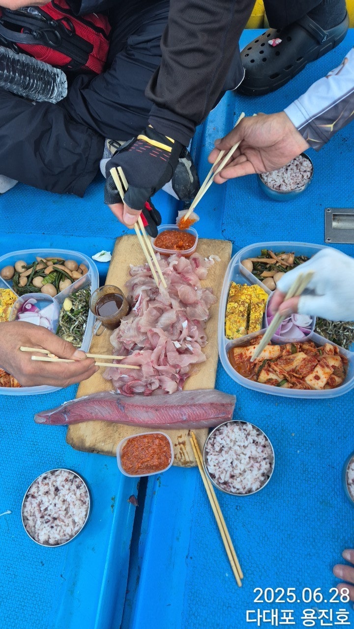 ڰ ø ̹
