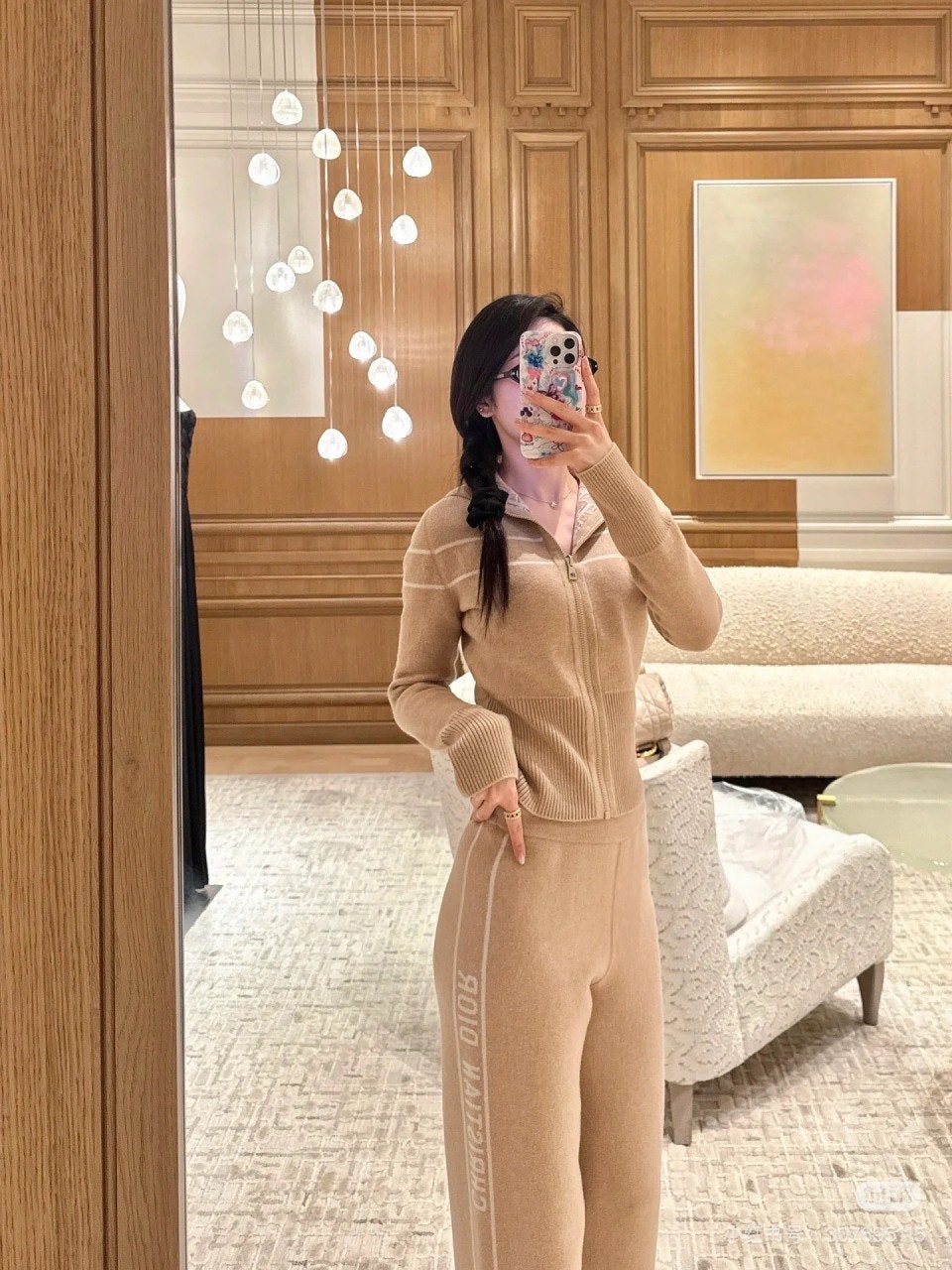 h_e45Ud018svc18xl8rw7r8hu1_1mx42.jpg?type=e1920_std
