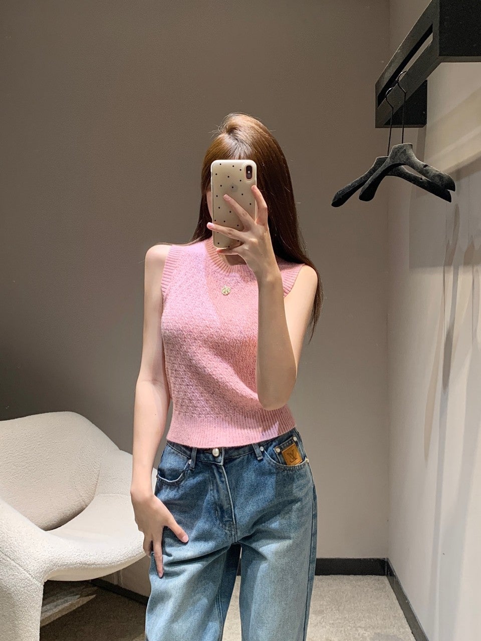 2_e8bUd018svc1i4stp19m8xv7_1mx42.jpg?type=e1920_std