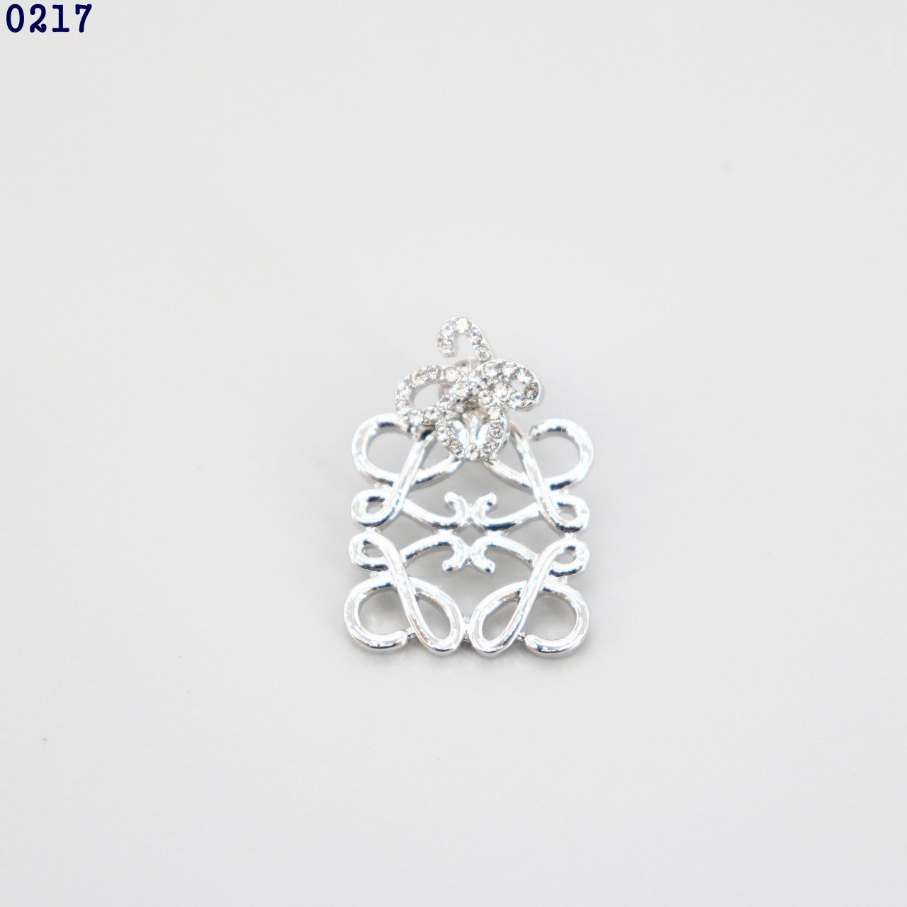 6_806Ud018svcseqopziq7jww_c581oa.jpg