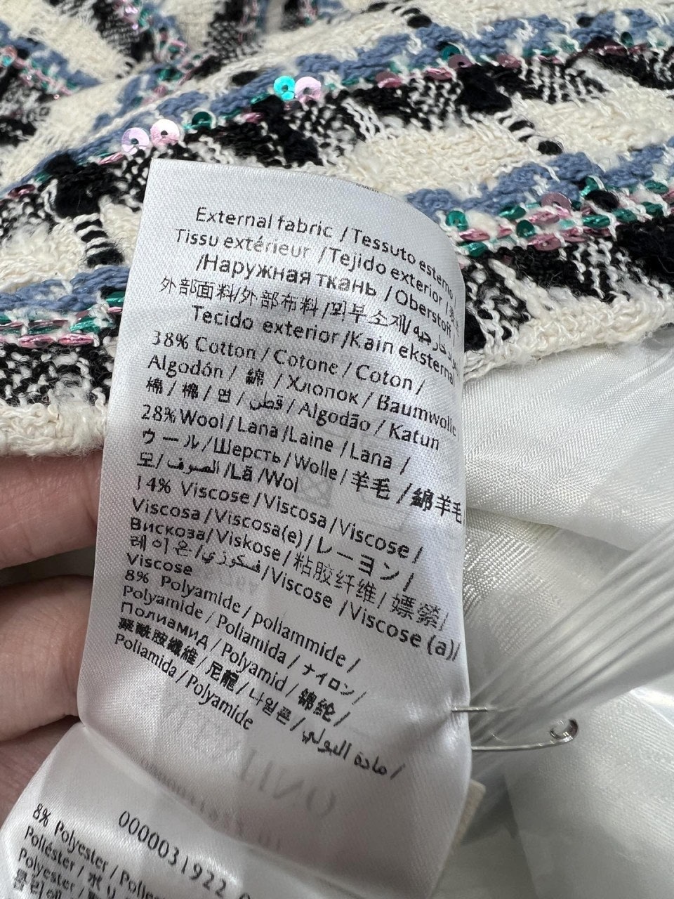 1_76iUd018svc1nrobwgol3r14_1mx42.jpg?type=e1920_std