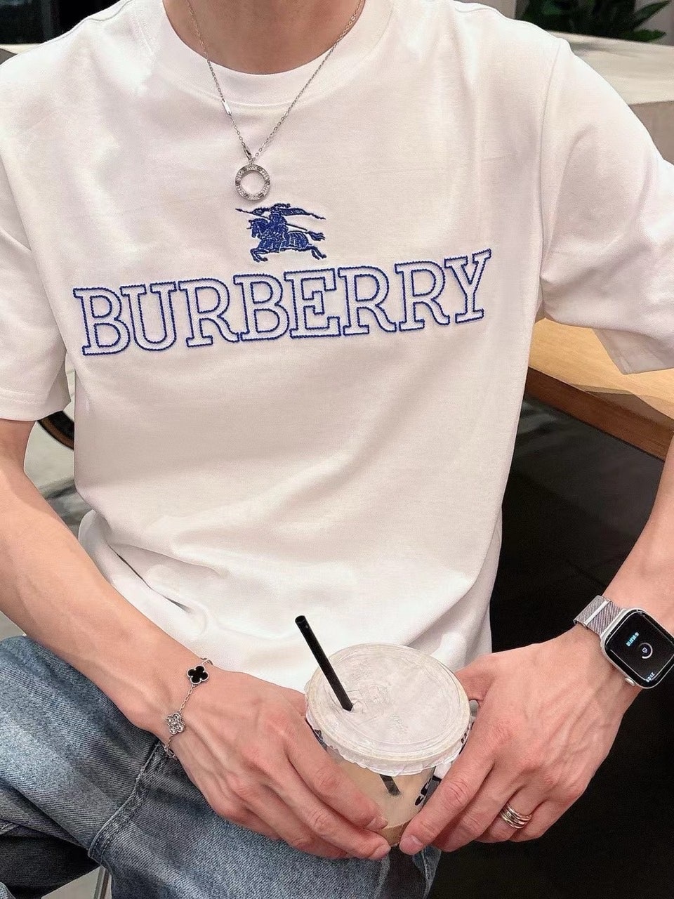 b_e3cUd018svc101el1tecp74_fbhe4u.jpg?type=e1920_std