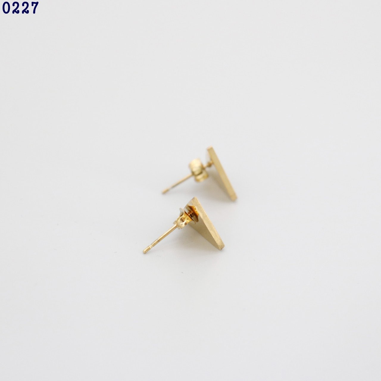 9_8b4Ud018svc17bnze1125z12_c581oa.jpg
