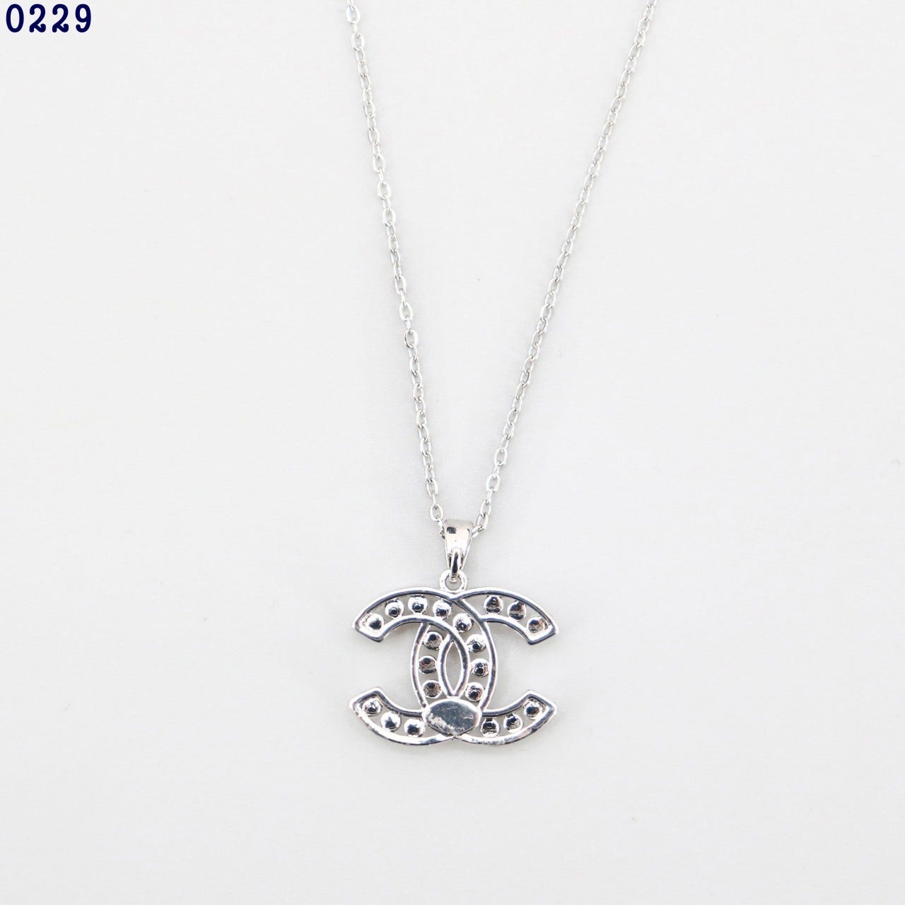 8_cjgUd018svc20gcoxo79omt_c581oa.jpg