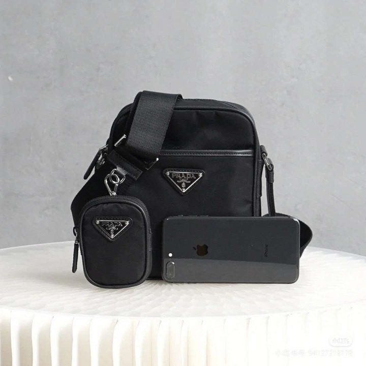 7_hf4Ud018svc1b8hlrsa04t3_413zjm.jpg