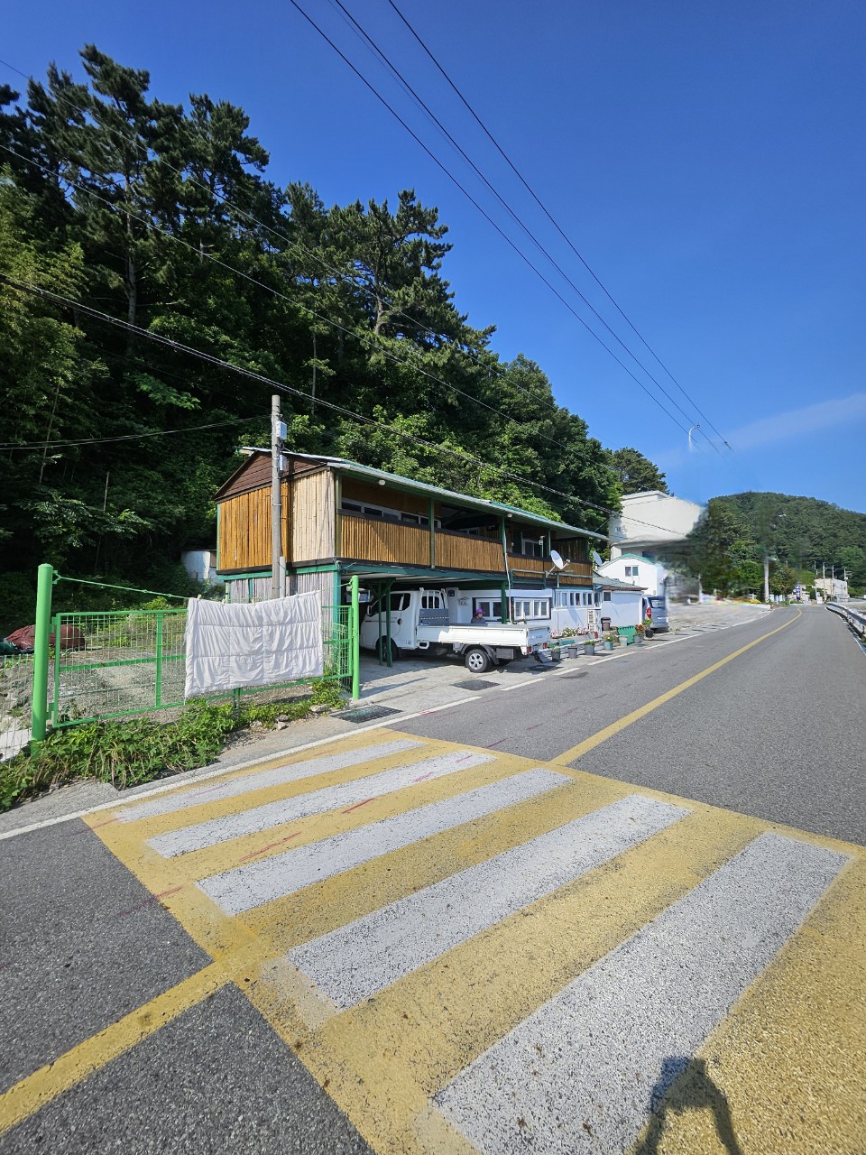 선박접안 계류장 및 주택민박집 일괄 매매 합니다.