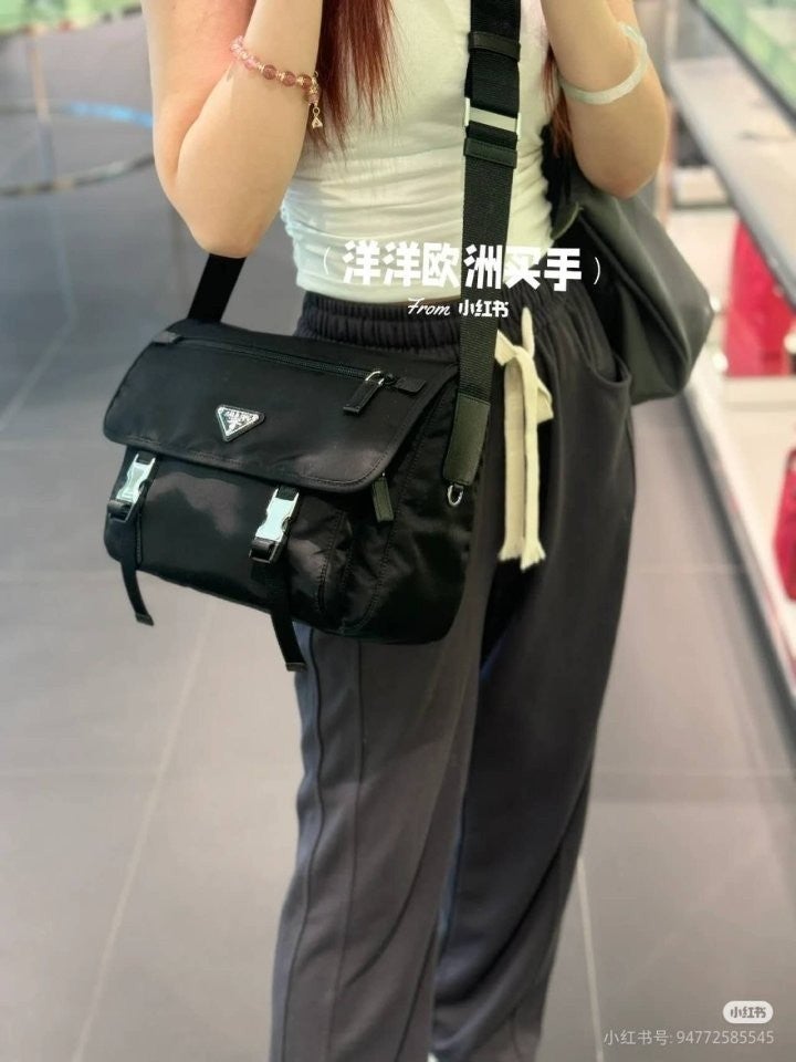 a_ff8Ud018svcfjkxqu90x3g3_413zjm.jpg