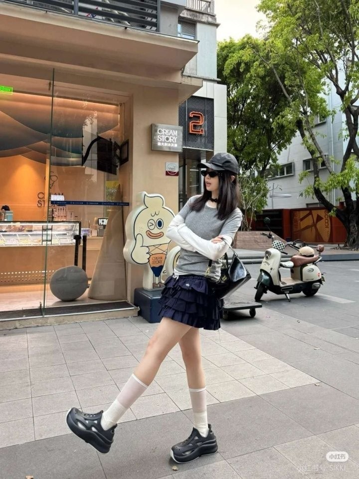f_jf2Ud018svcwcjw1kvikh5x_413zjm.jpg