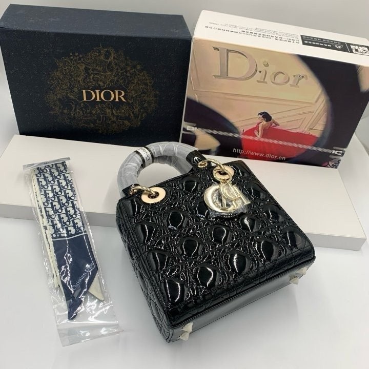 5_d4bUd018svc1th7dk8zmw7yu_413zjm.jpg