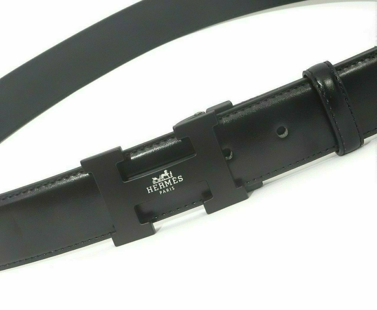 a_je4Ud018svc1t930f6zii1j7_413zjm.jpg