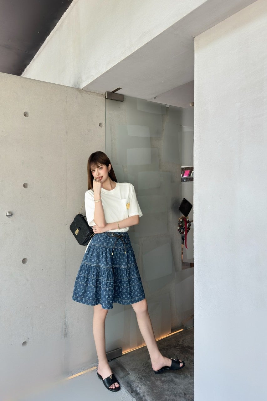 g_5j2Ud018svc1si8fp4hhj74s_1mx42.jpg?type=e1920_std