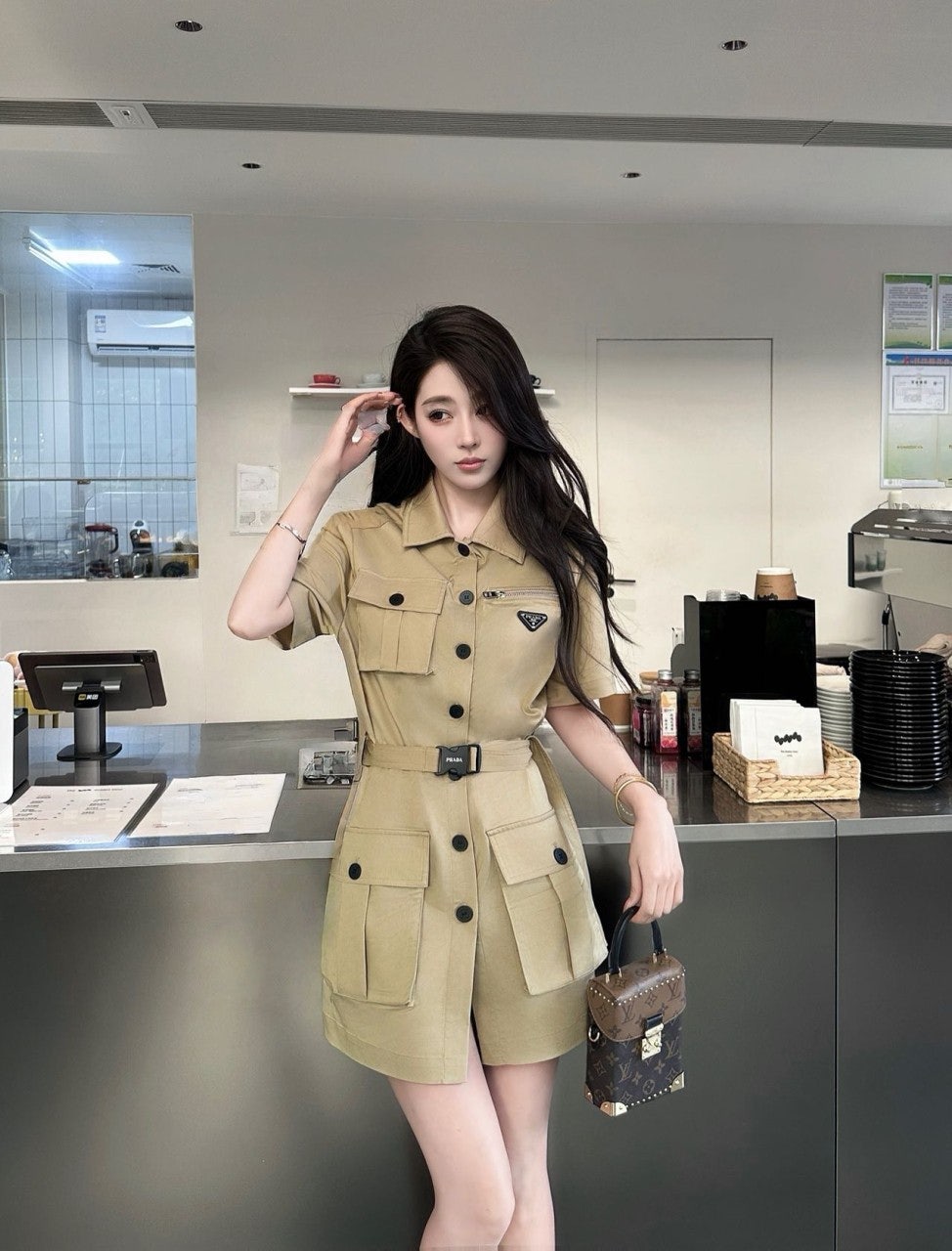 j_dijUd018svc1dsxnoe7jbrth_1mx42.jpg?type=e1920_std
