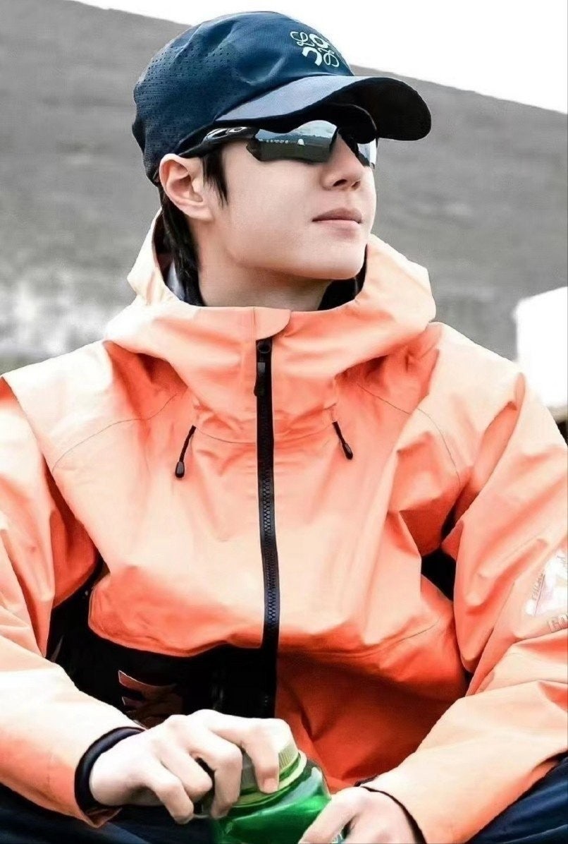 c_j12Ud018svc1elicmjr5980i_413zjm.jpg