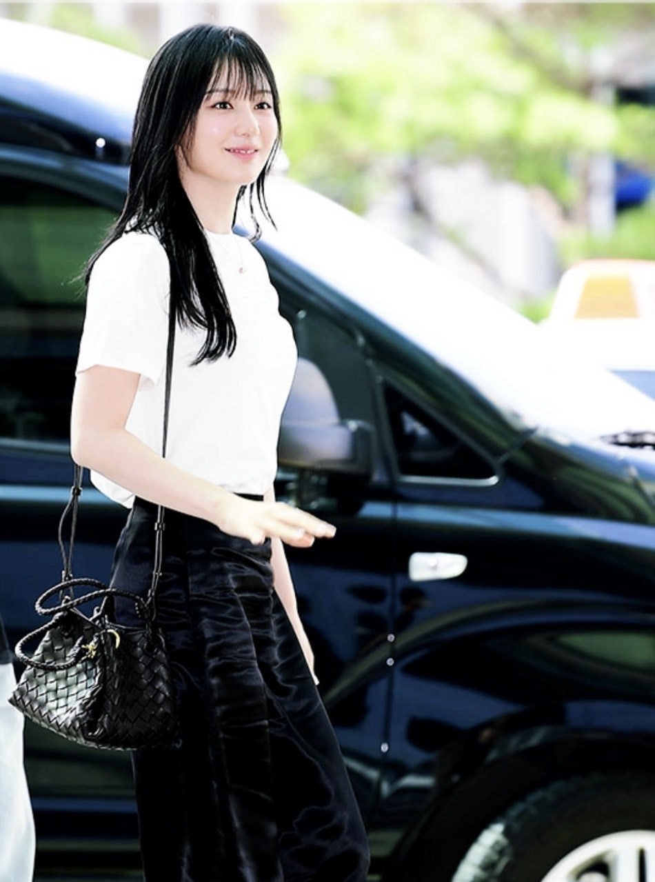 h_042Ud018svc64nn1t84zxlb_413zjm.jpg