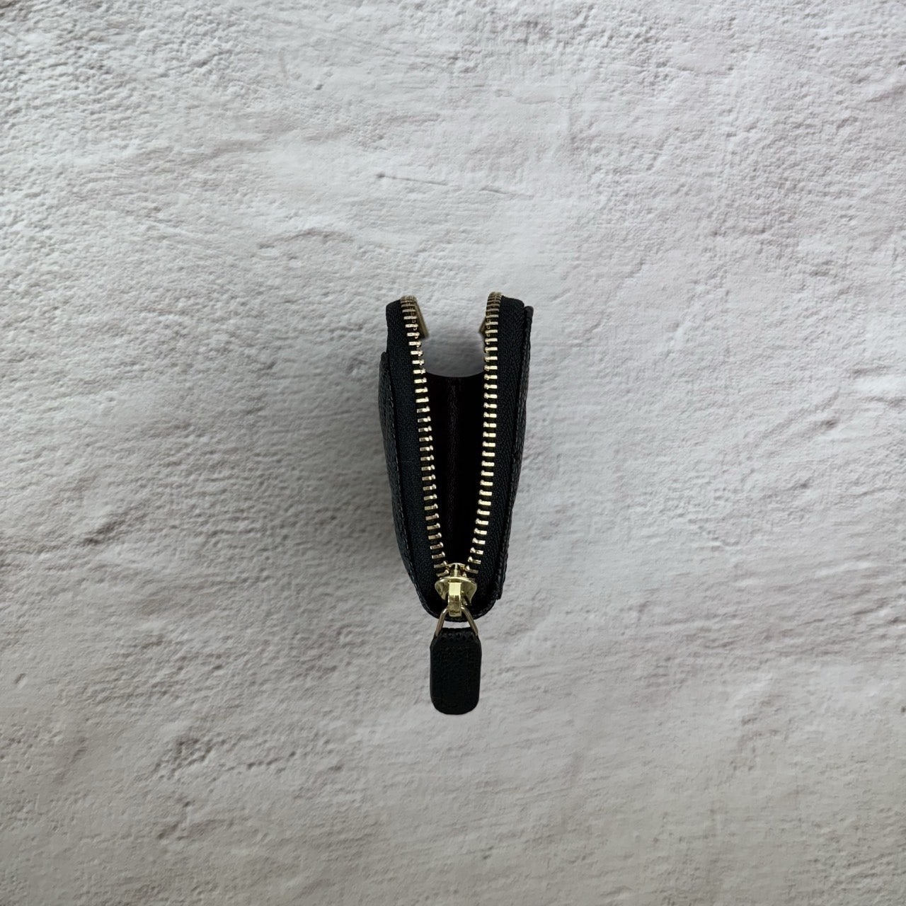 6_42aUd018svcnrosolu127uy_413zjm.jpg