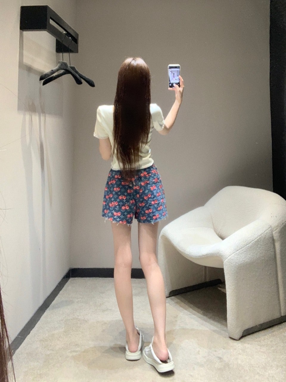 8_20iUd018svc1q92oip9teboj_1mx42.jpg?type=e1920_std