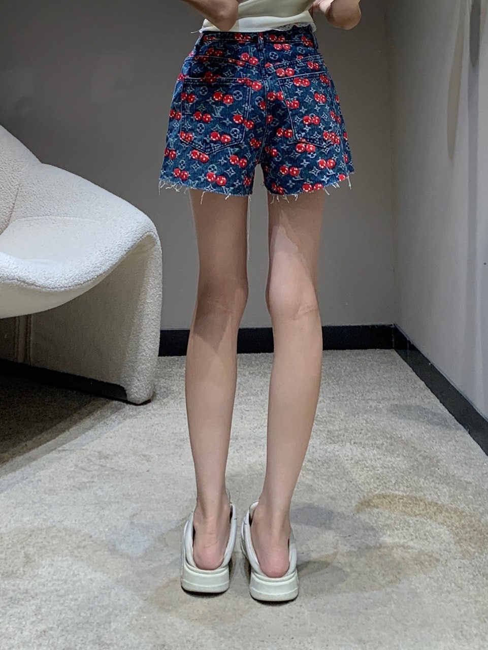 8_80iUd018svclpqotln4b5br_1mx42.jpg?type=e1920_std