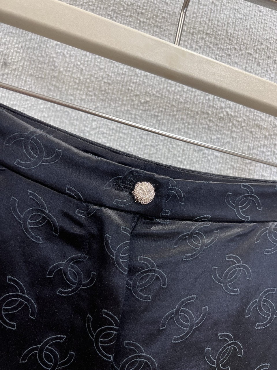 j_g0aUd018svc1h8dzv3nak34x_1mx42.jpg?type=e1920_std