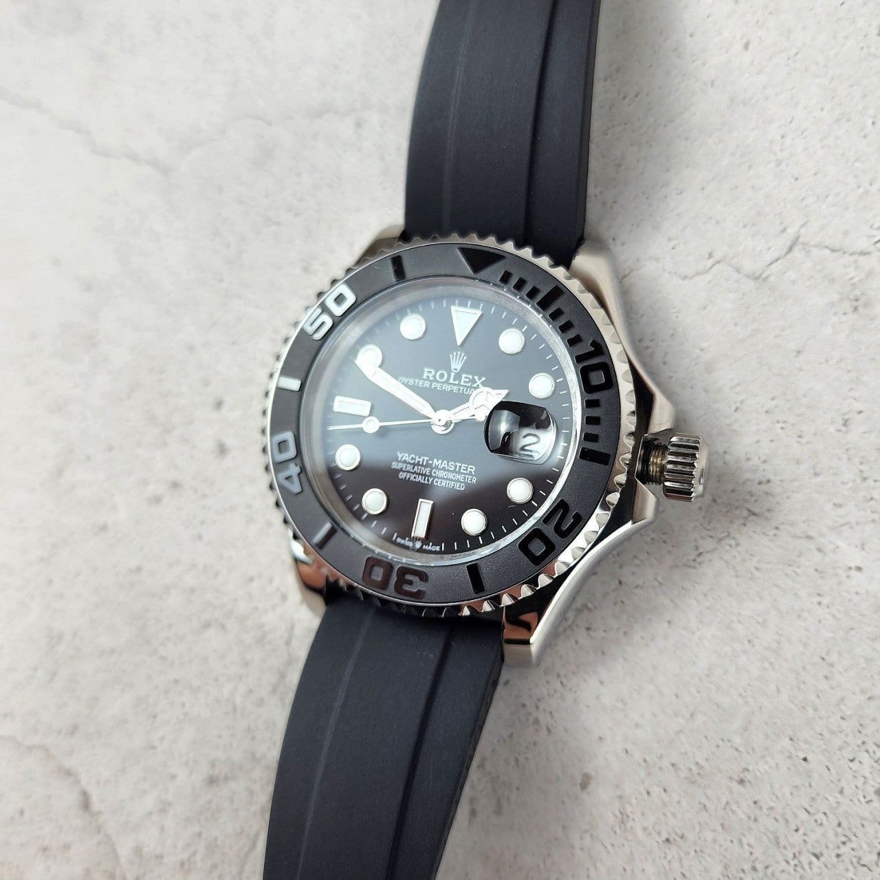 0_77fUd018svc14ca34miijr9x_413zjm.jpg