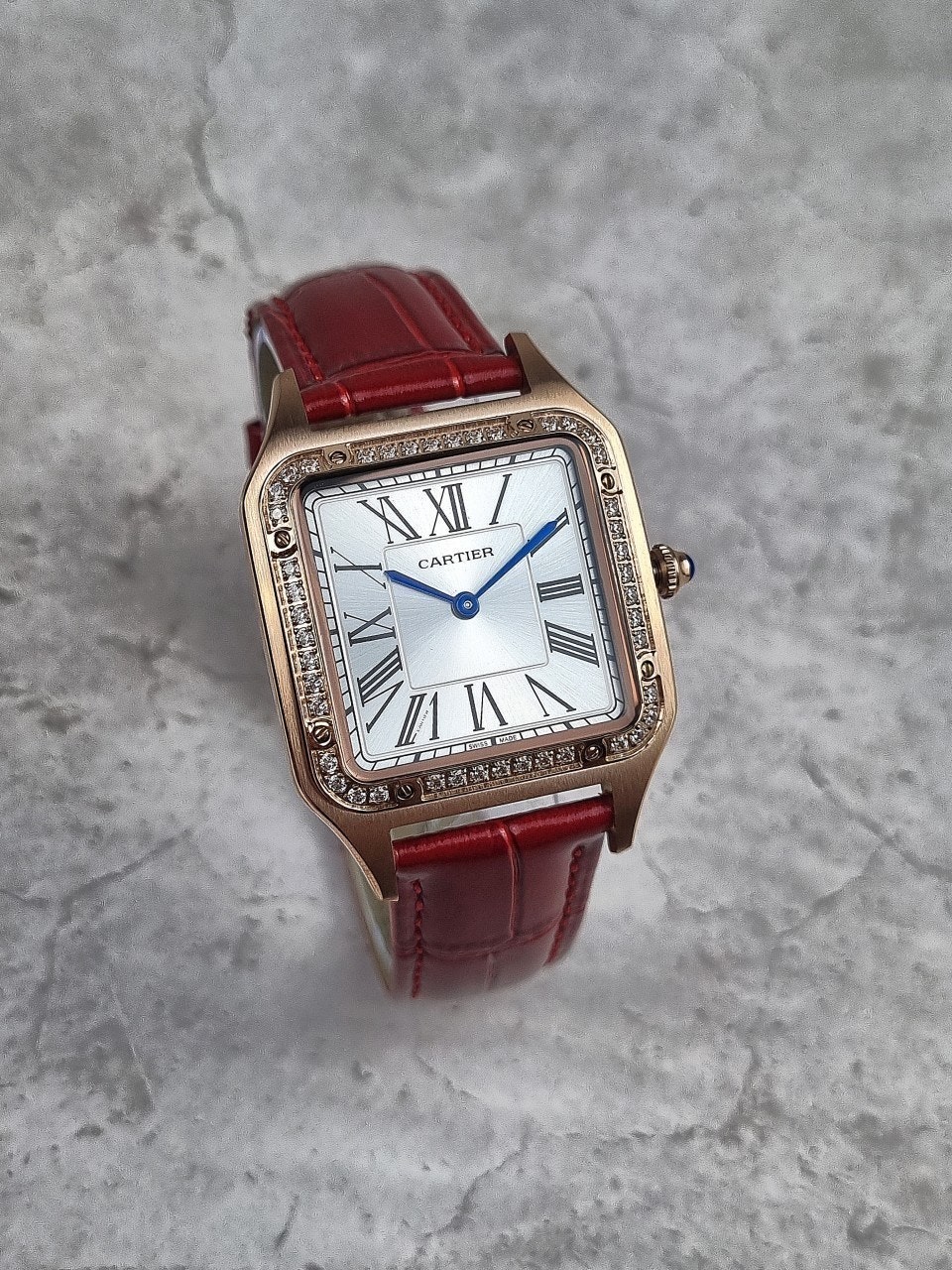 0_a7eUd018svci54qx0vo75cz_413zjm.jpg