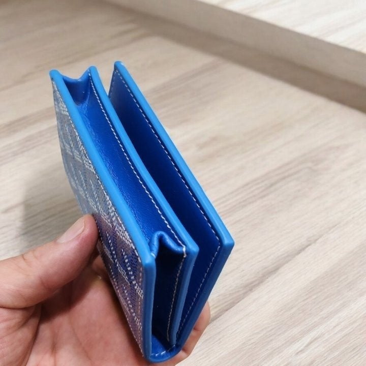 8_8a4Ud018svcd9f07oz6az1u_413zjm.jpg