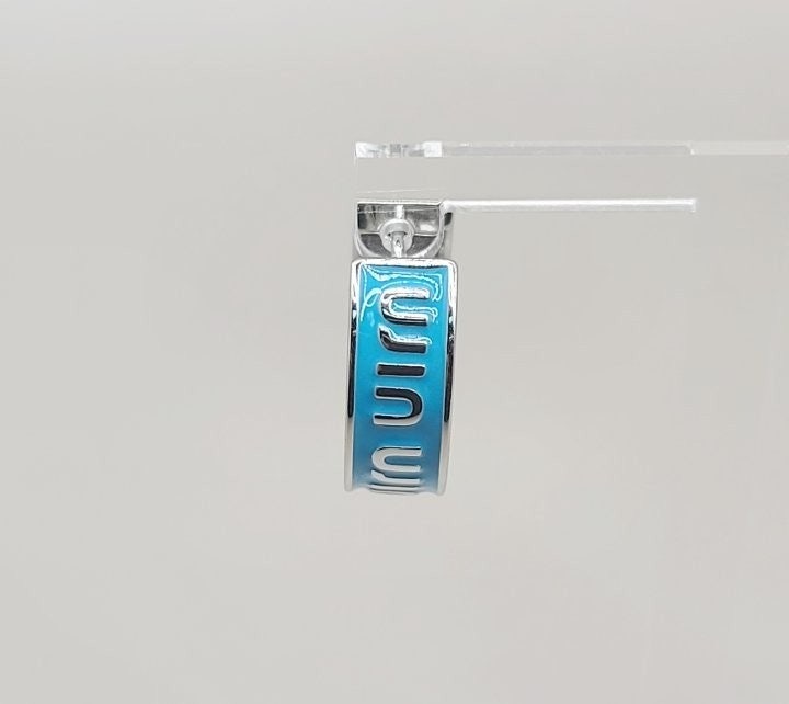 0_dceUd018svc1iwn8rrkti08n_413zjm.jpg