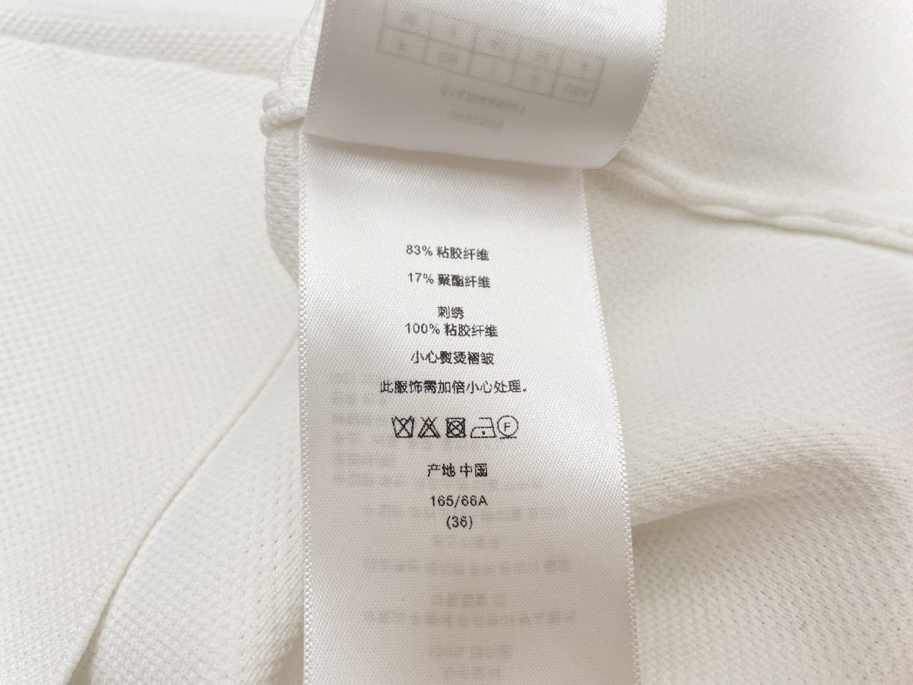 h_7a5Ud018svc7rjbf6ngt973_1mx42.jpg?type=e1920_std