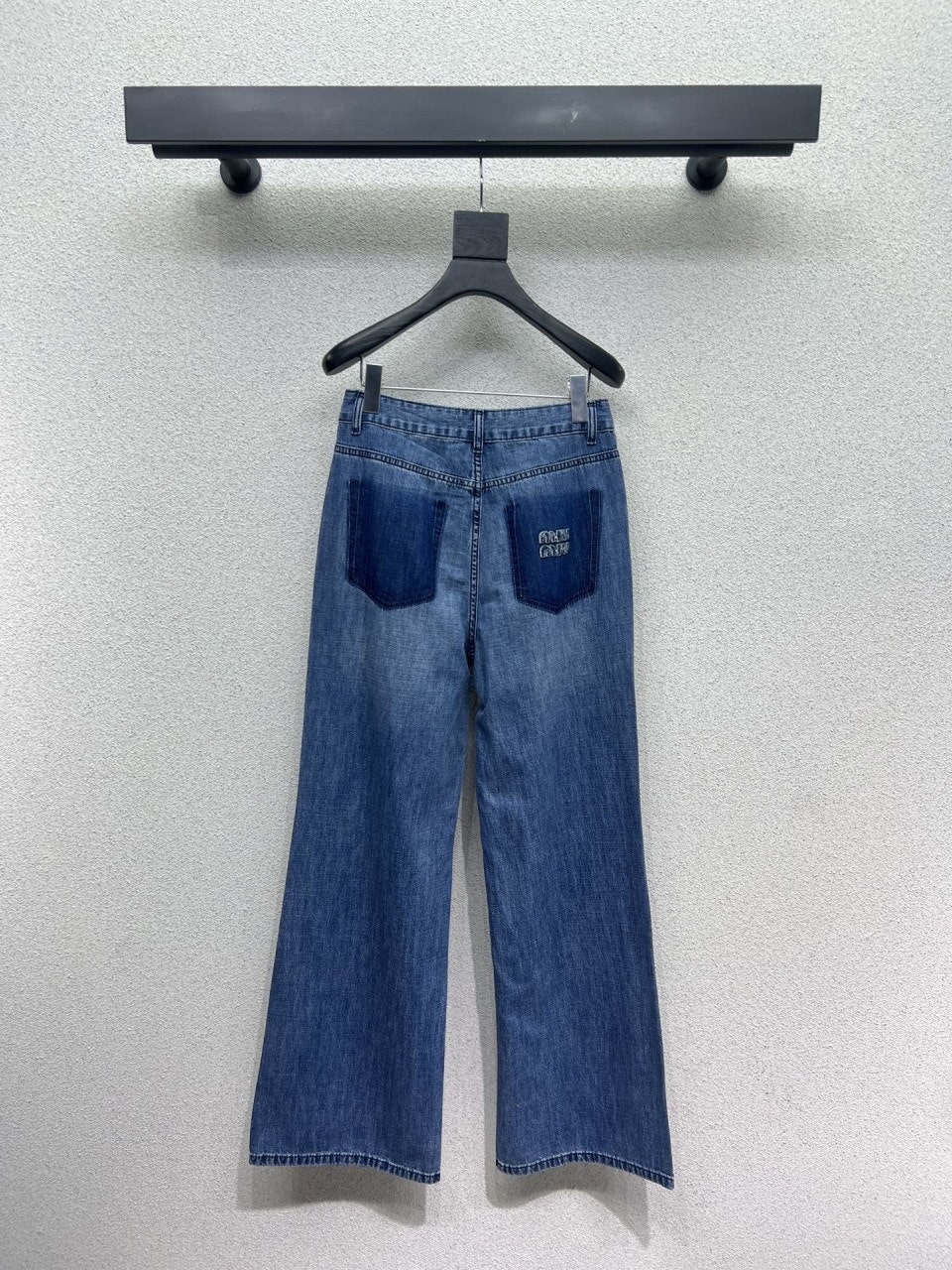 4_76aUd018svc192b2uq14btf1_1mx42.jpg?type=e1920_std