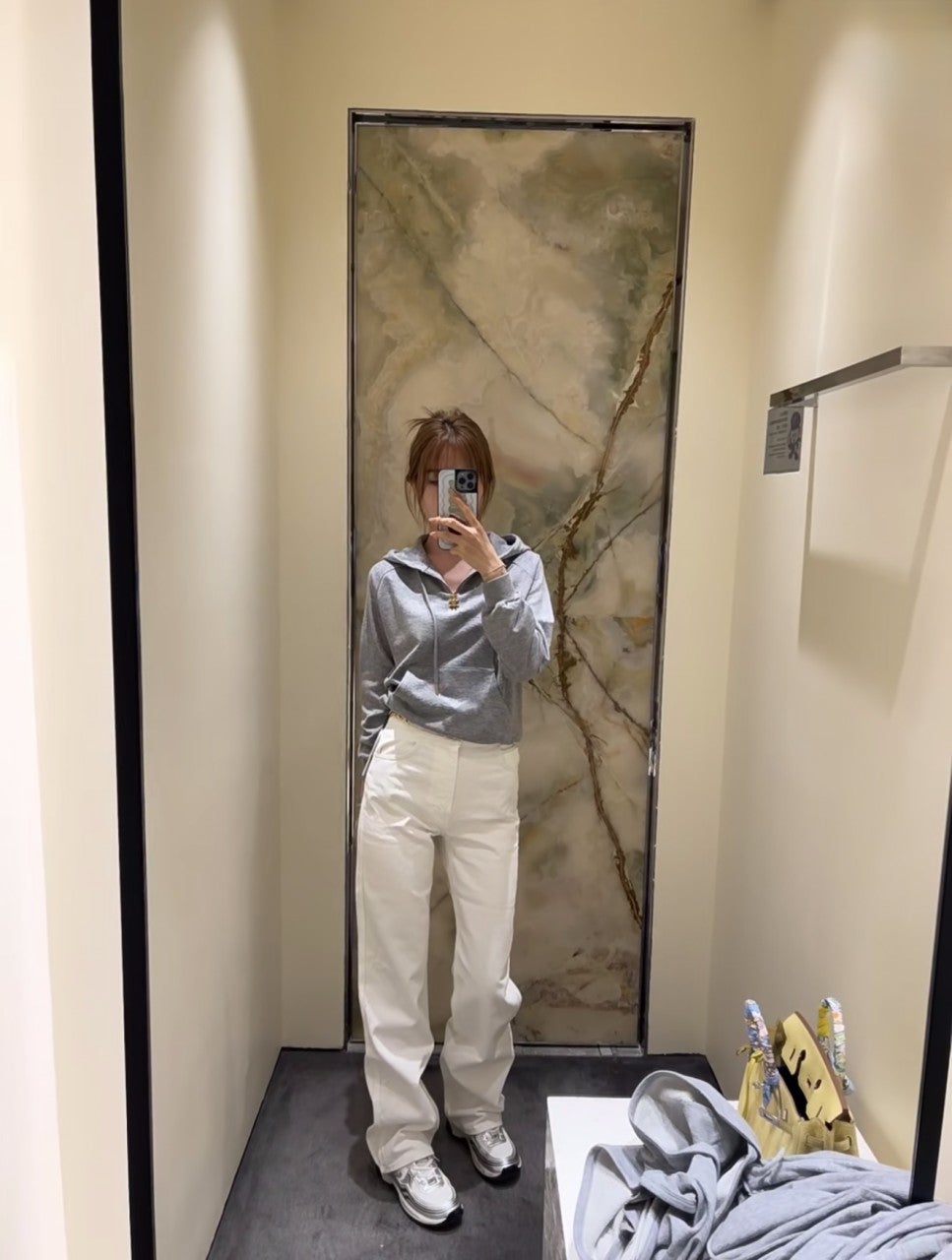 b_5bhUd018svcc6eavx3daxpb_1mx42.jpg?type=e1920_std