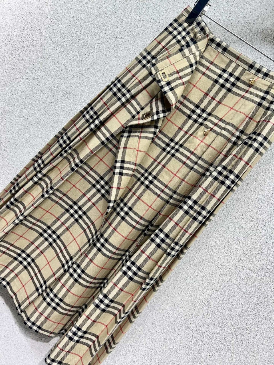 8_b72Ud018svczh23vmxl9k5y_1mx42.jpg?type=e1920_std