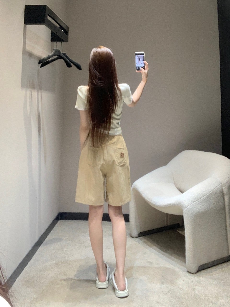 4_cc9Ud018svc1893q3s6q287w_nmkvd6.jpg?type=e1920_std