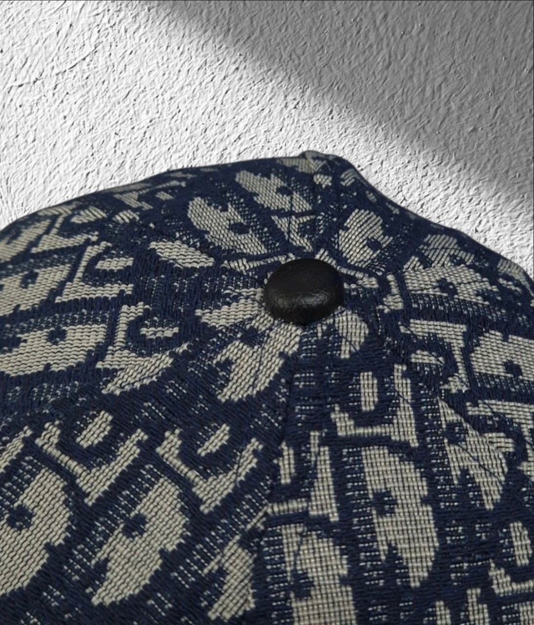 i_f47Ud018svc1urlzixlr36i4_413zjm.jpg