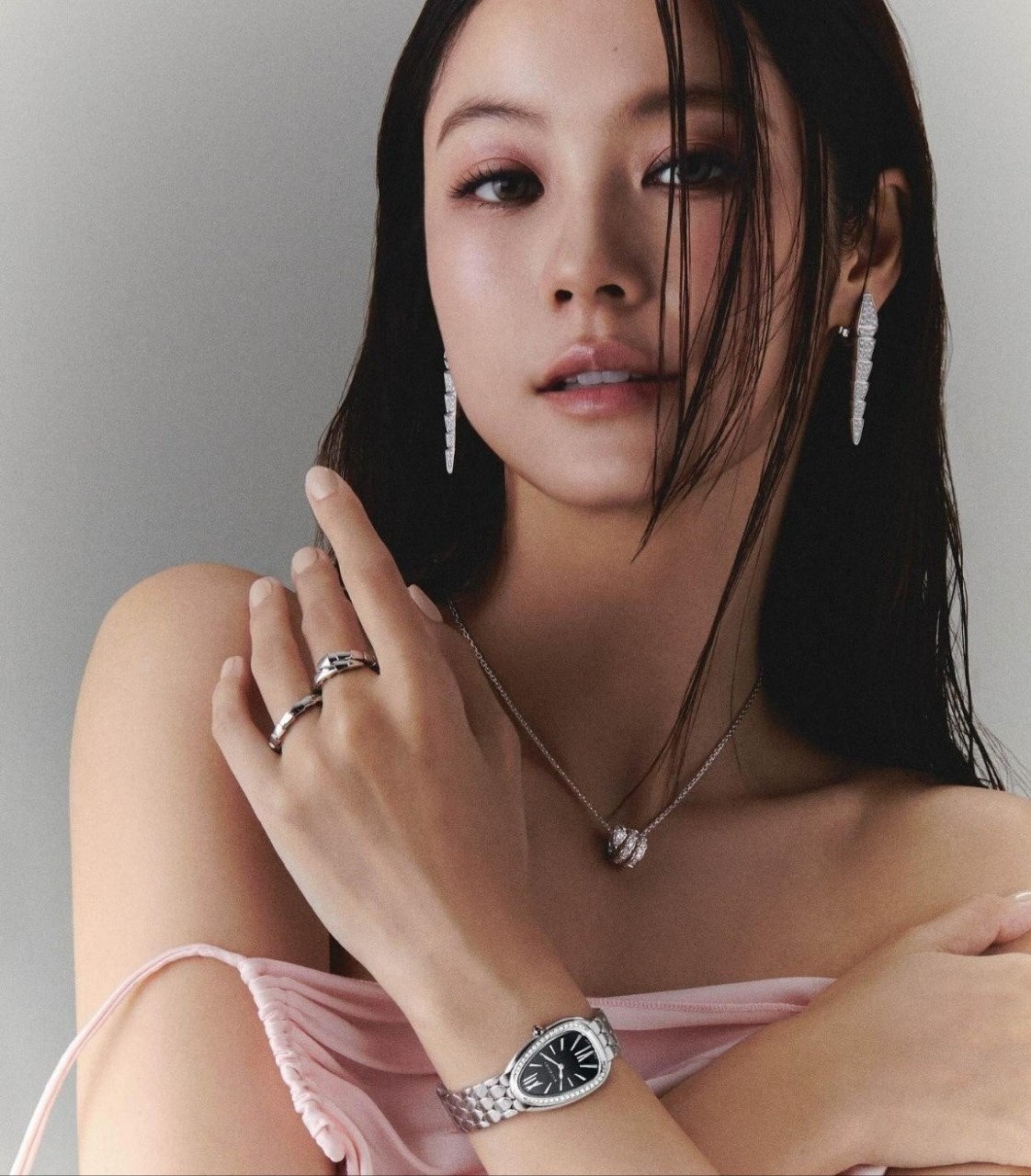 0_a50Ud018svcgqg97h7xasn1_413zjm.jpg