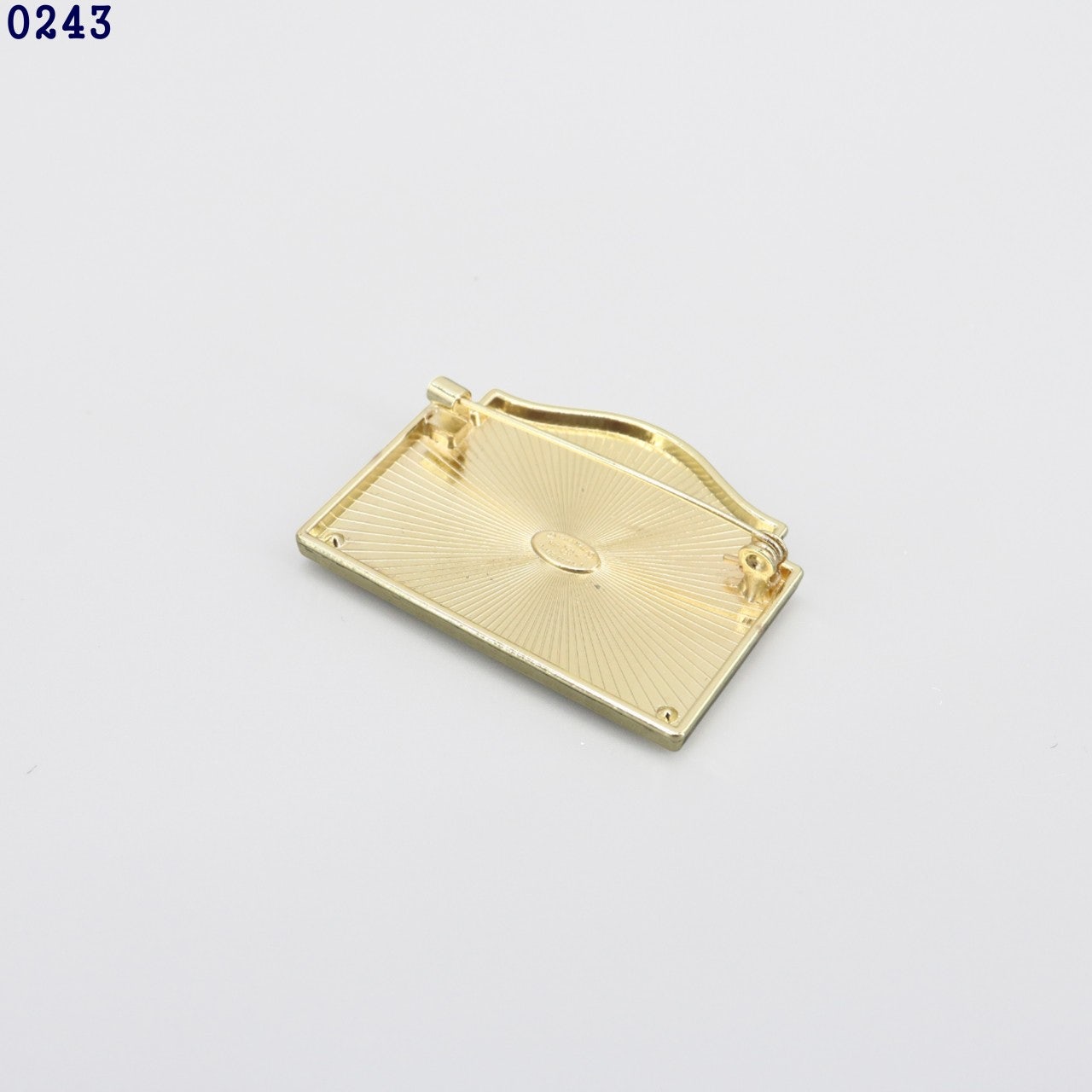 f_ii4Ud018svcgtd7bpfzwtyu_tjp7jl.jpg