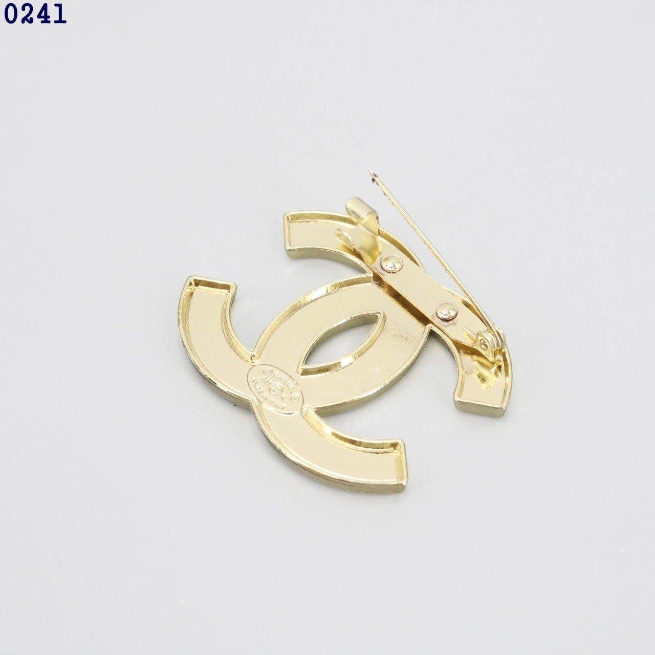 f_6i3Ud018svc1l006yy245ghg_tjp7jl.jpg