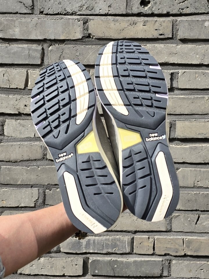 a_29aUd018svc1274rtpy52tal_413zjm.jpg