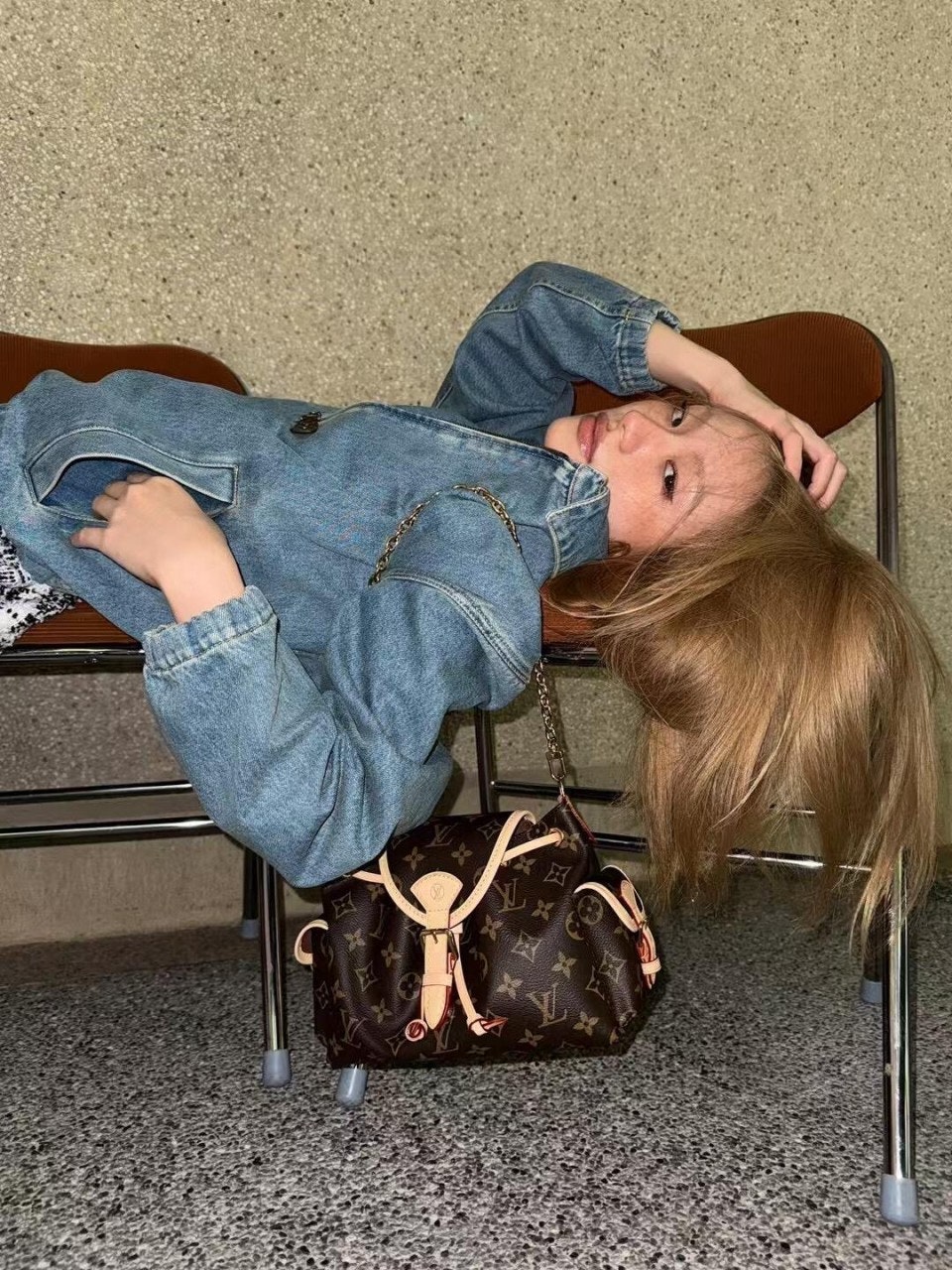 aa.jpg
