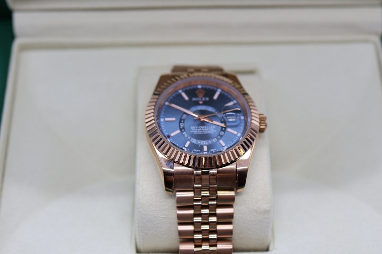 7_g5cUd018svcwt4x5y97sc9u_2lwplr.jpg