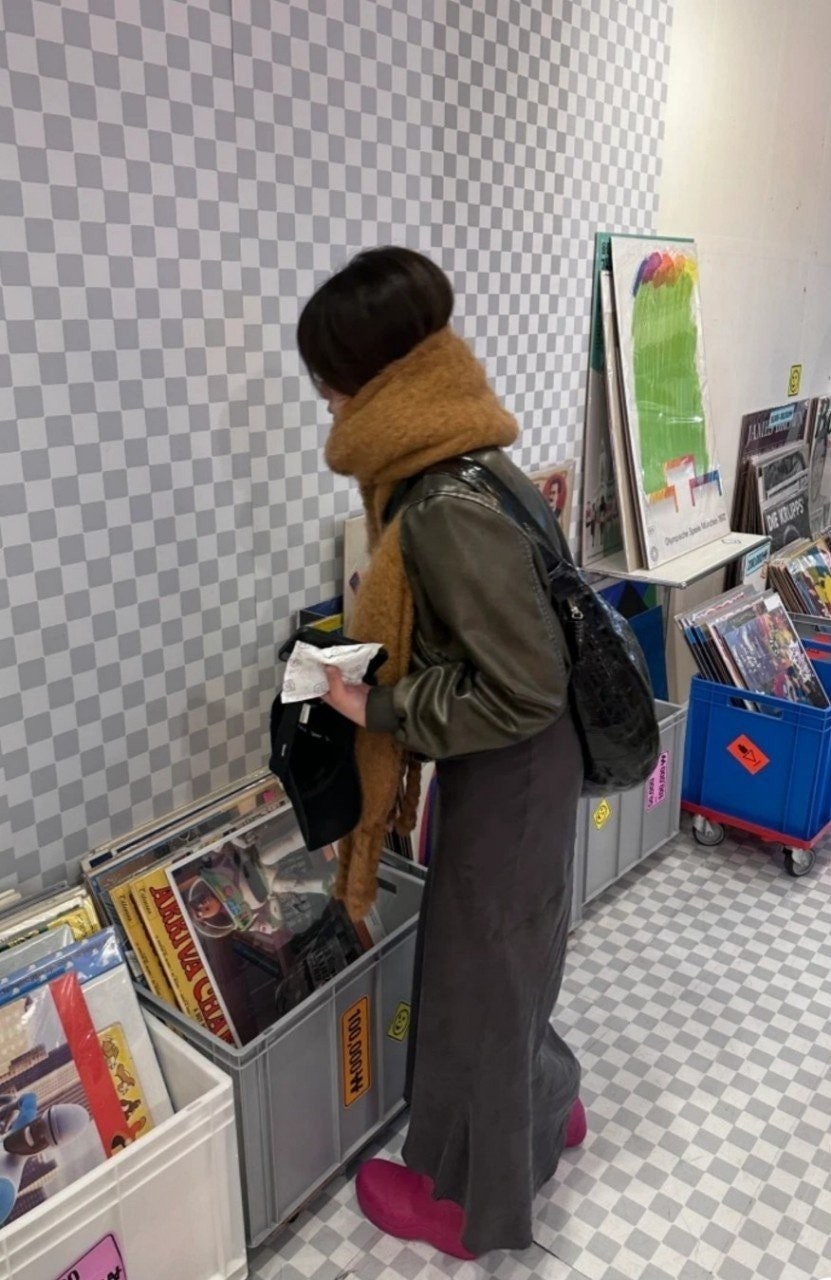 5_d76Ud018svc1j6bt0m7pm1r0_413zjm.jpg