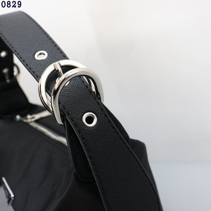 2_jb8Ud018svcmdk8hk6n7pod_413zjm.jpg