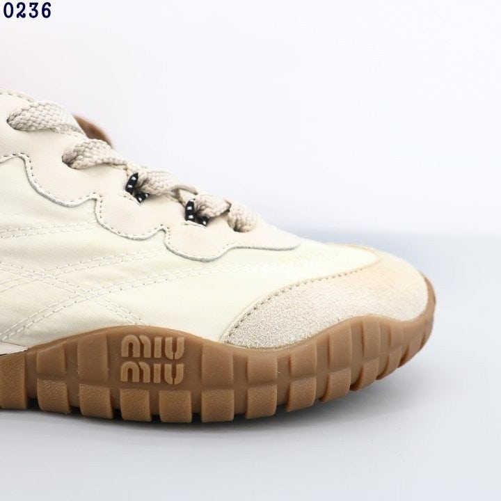 0_5b6Ud018svc1l9czlwqcm86u_413zjm.jpg