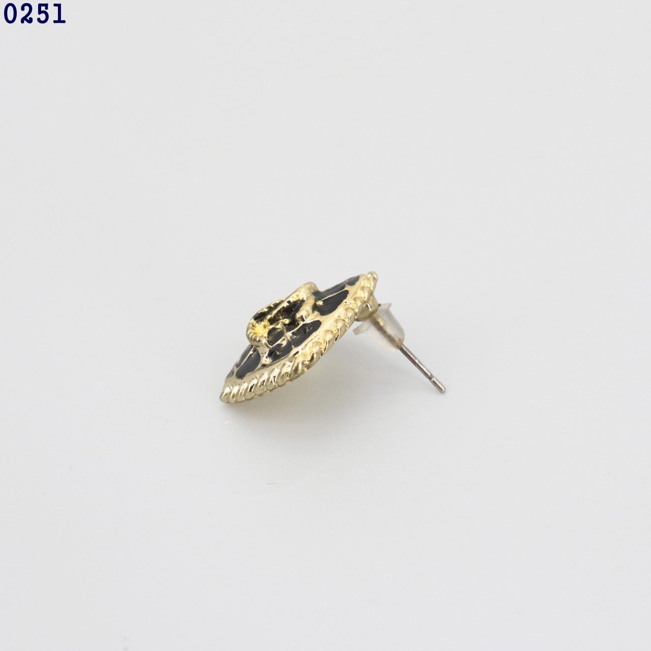 a_cb4Ud018svc1ki8eumxpnvru_tjp7jl.jpg