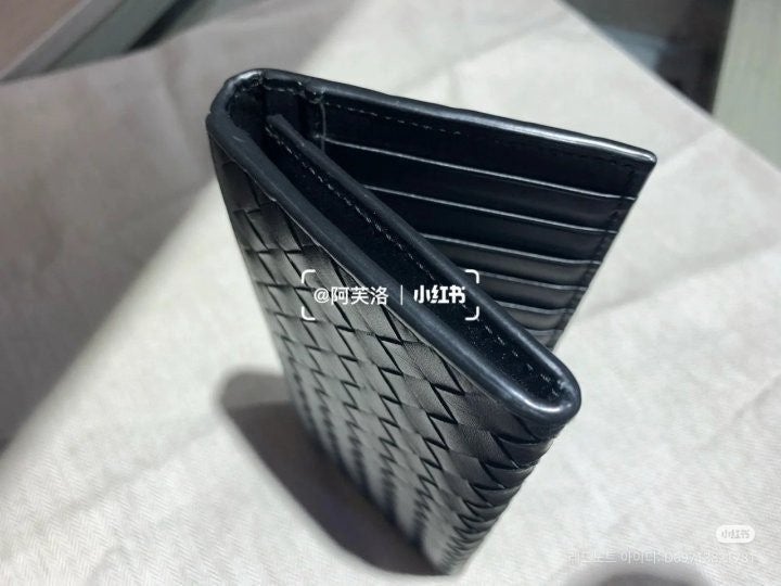 j_285Ud018svchsui07h67ag9_413zjm.jpg
