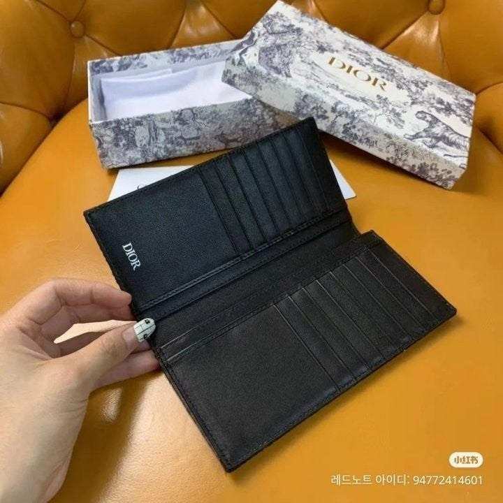 j_484Ud018svc144dt0htznyeh_413zjm.jpg
